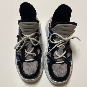 Schutz Anick Platform Lace-Up Sneakers